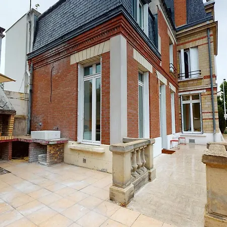 Barralhotel Apartment Creteil